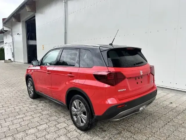 Neu Suzuki Vitara Comfort 110 PS (80 kW) 2026 Schwarz SUV