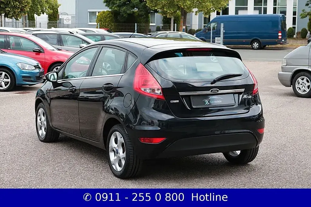 Gebraucht Ford Fiesta Titanium 95 PS (69 kW) 2010 Schwarz Limousine
