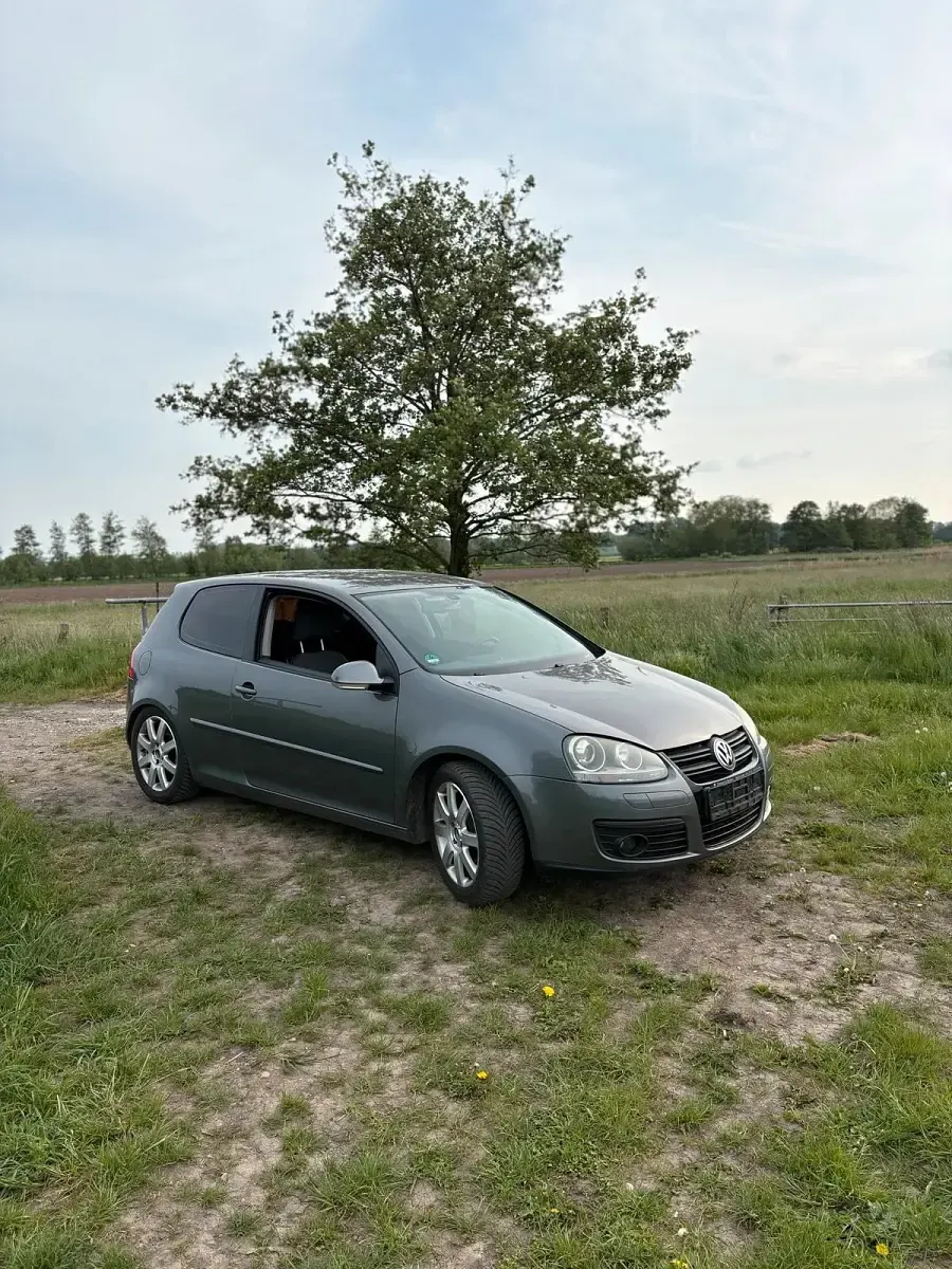 Gebraucht VW Golf V GT 105 PS (77 kW) 2007 Grau Limousine