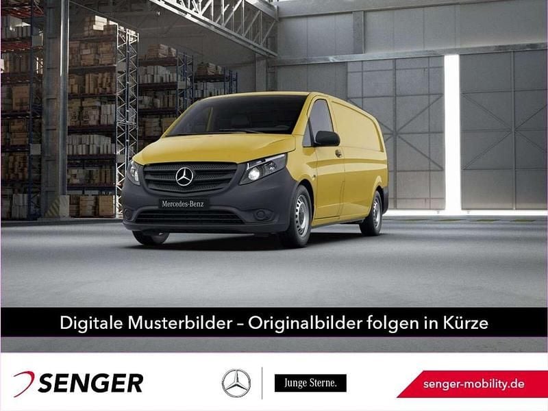 Gebraucht Mercedes Vito 163 PS (119 kW) 2022 Zinkgelb "86" Van