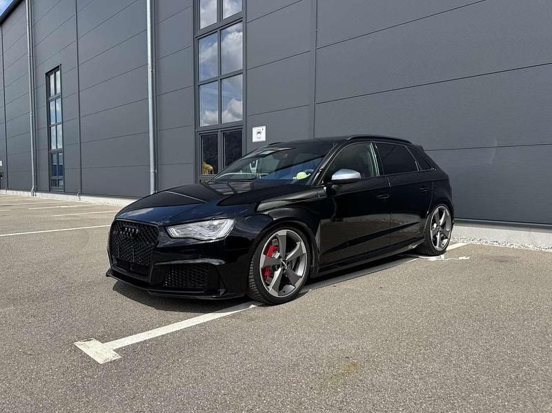 Usado Audi RS3 Advanced 367 HP (269 kW) 2016 Preto Sedan