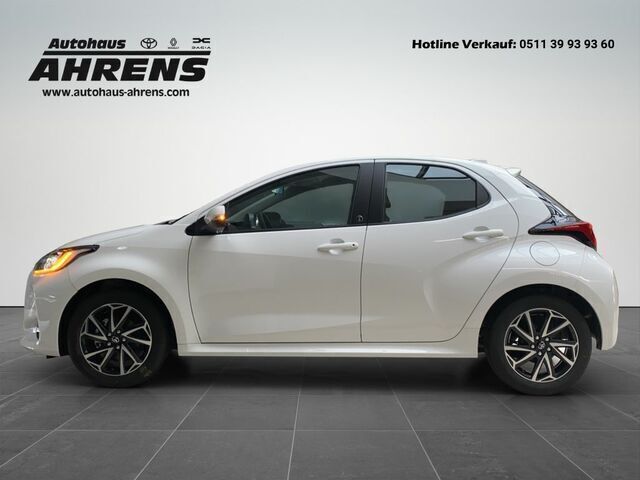 Gebraucht Toyota Yaris Team 72 PS (52 kW) 2024 Schneeweiß Kleinwagen