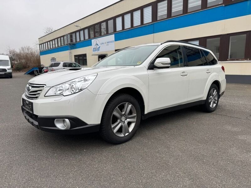 Gebraucht Subaru Outback Comfort 150 PS (110 kW) 2010 Weiß SUV