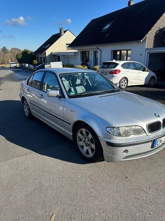 Gebraucht BMW 318 Performance 143 PS (105 kW) 2004 Silber Limousine