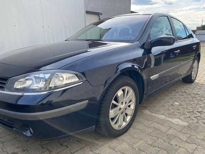 Gebraucht Renault Laguna II 111 PS (81 kW) 2006 Blau Limousine