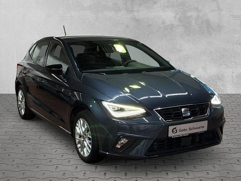 Gebraucht Seat Ibiza FR 110 PS (80 kW) 2022 Grau Limousine