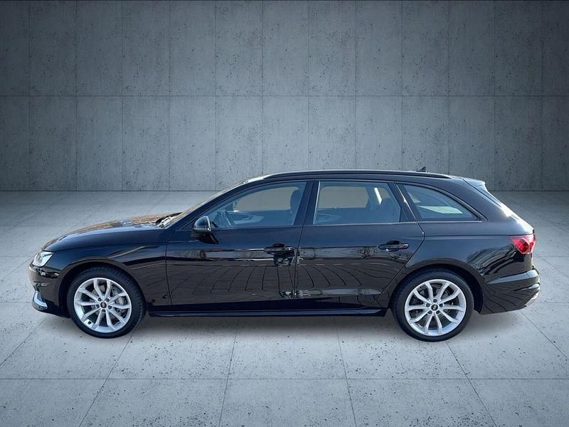 Gebraucht Audi A4 Advanced Plus 204 PS (150 kW) 2023 Brillantschwarz Kombi