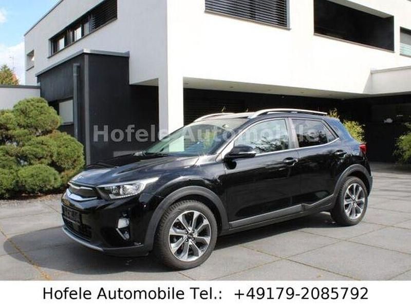 Schwarz Gebraucht 2018 Kia Stonic Spirit SUV | 12.450 € - Bild 1/4