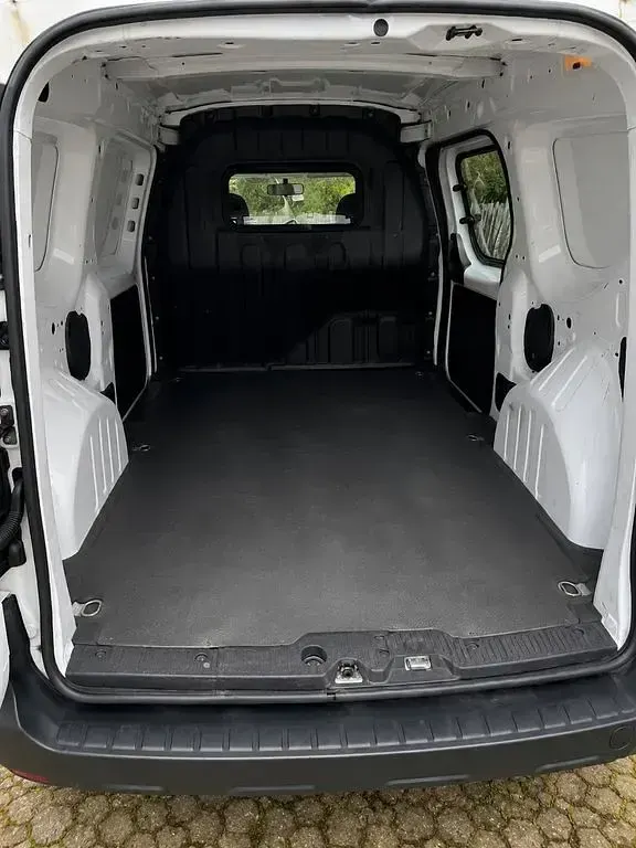 Gebraucht Dacia Dokker Lauréate 90 PS (66 kW) 2014 Weiß Van / Kleinbus