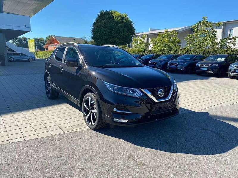 Black metallic Gebraucht 2020 Nissan Qashqai Tekna SUV | 20.115 € (Fairer Preis) - Bild 1/3