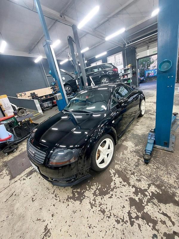 Schwarz Gebraucht 1999 Audi TT Coupé | 6.950 € (Fairer Preis) - Bild 1/4