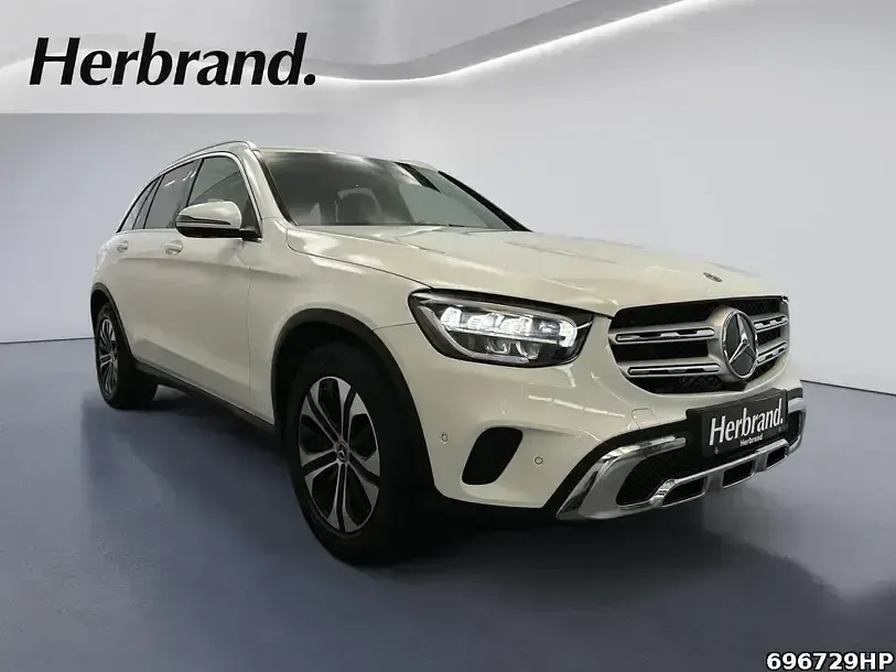 Gebraucht Mercedes GLC300 Exclusive 360 PS (264 kW) 2019 Weiß SUV