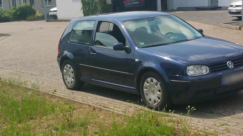 Gebraucht VW Golf IV 75 PS (55 kW) 2002 Blau Kleinwagen