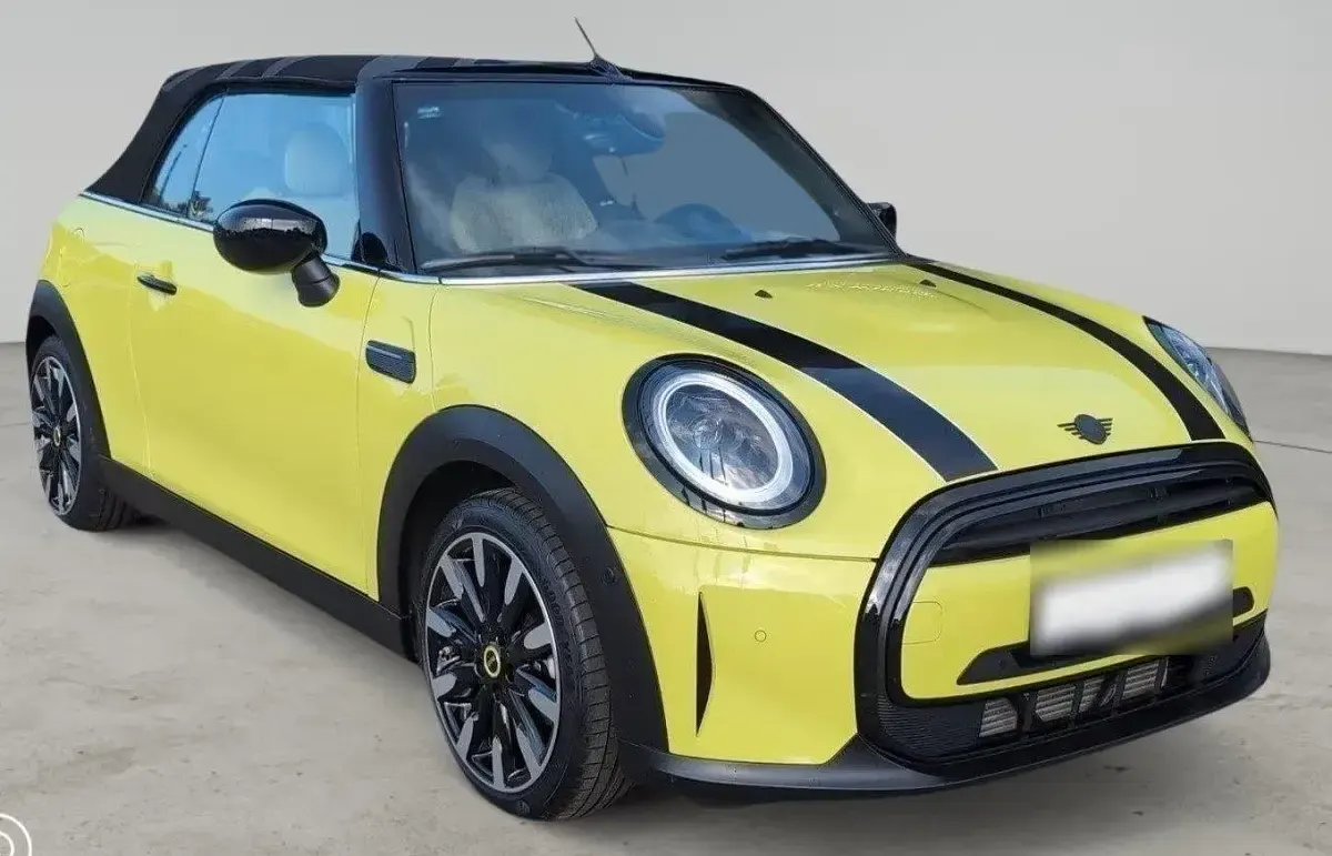 Usata Mini Cooper Cabriolet 100 CV (73 kW) 2022 Giallo Cabrio