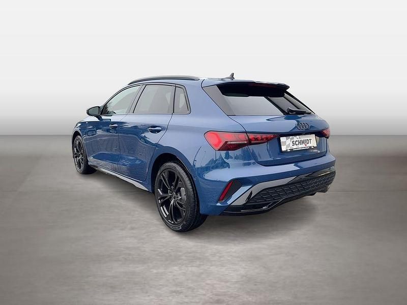 Neu Audi A3 S-Line 150 PS (110 kW) 2026 Ascariblau metallic Limousine