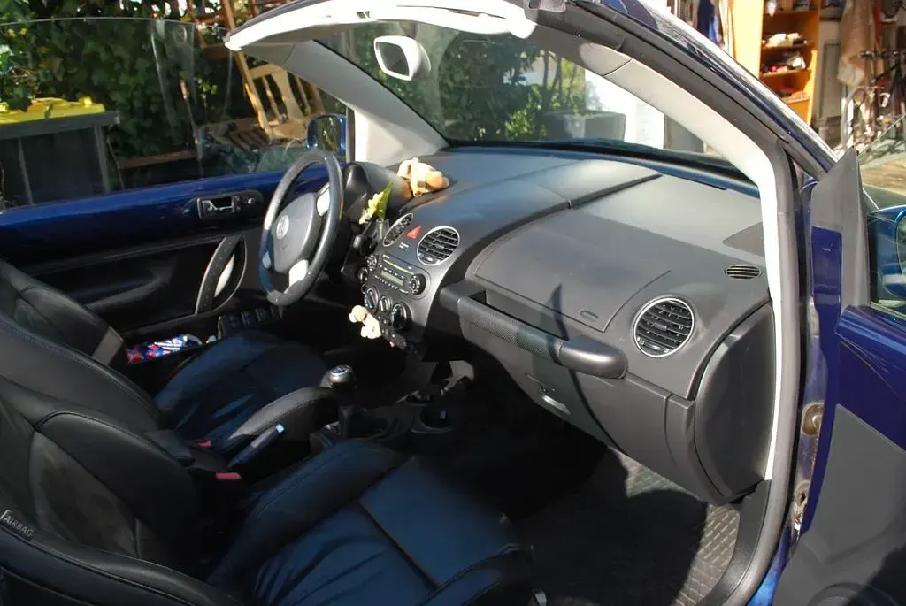 Gebraucht VW New Beetle 102 PS (75 kW) 2007 Blau Kleinwagen