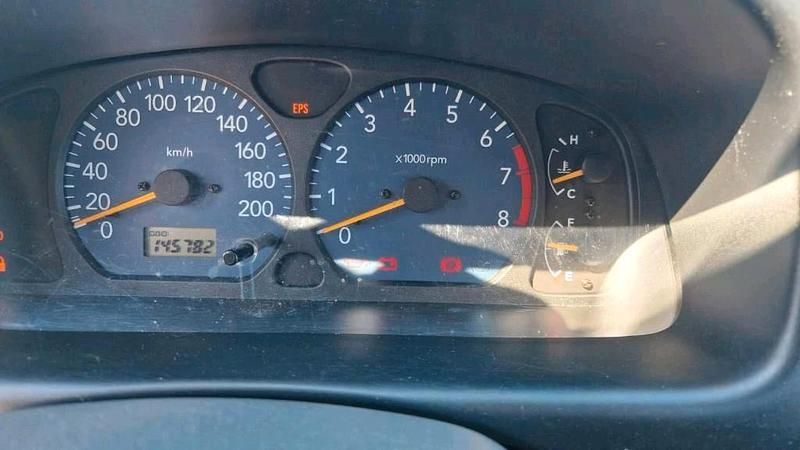 Gebraucht Suzuki Ignis 61 PS (44 kW) 2002 Silber Kleinwagen