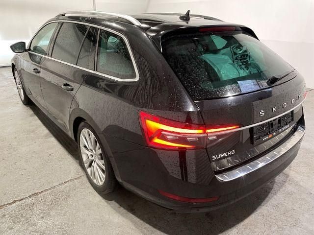 Gebraucht Skoda Superb Style 200 PS (147 kW) 2022 Schwarz Kombi