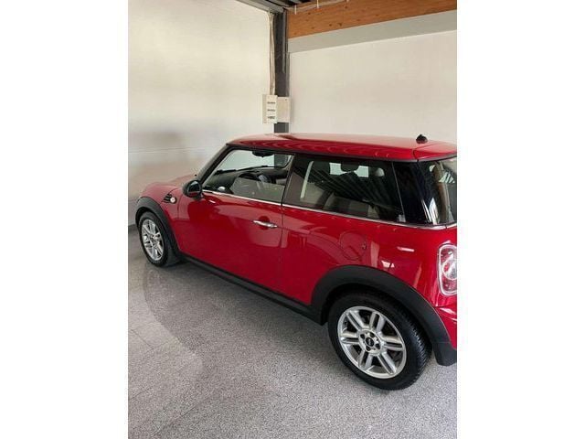 Second-hand Mini One D 90 CP (66 kW) 2013 Roșu Hatchback