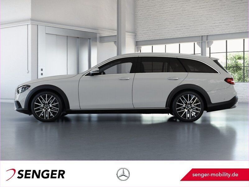 Gebraucht Mercedes E220 All-Terrain Avantgarde 200 PS (147 kW) 2023 Weiß Kombi
