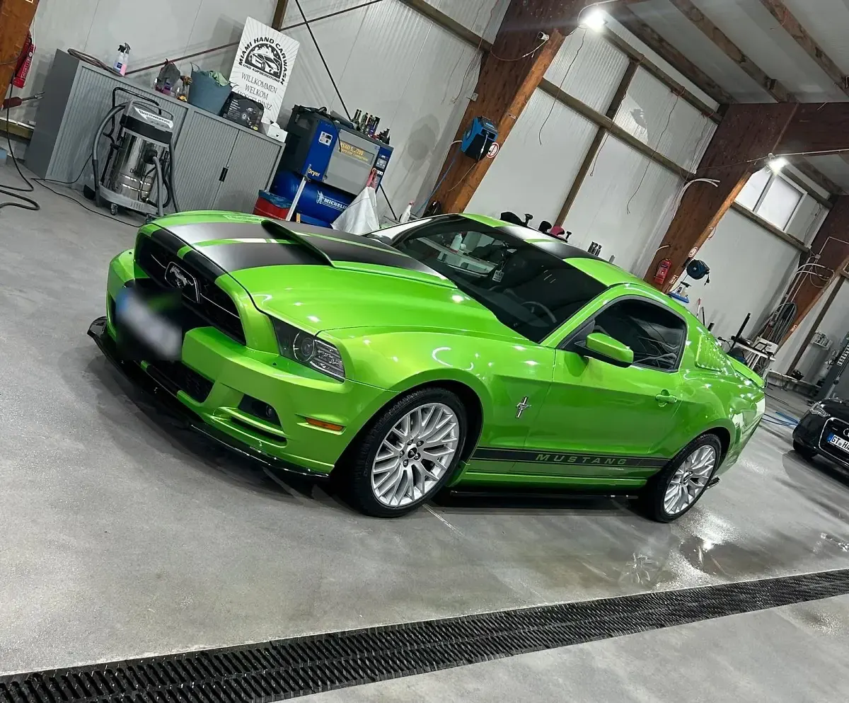 Gebraucht Ford Mustang 305 PS (224 kW) 2014 Grün Coupé