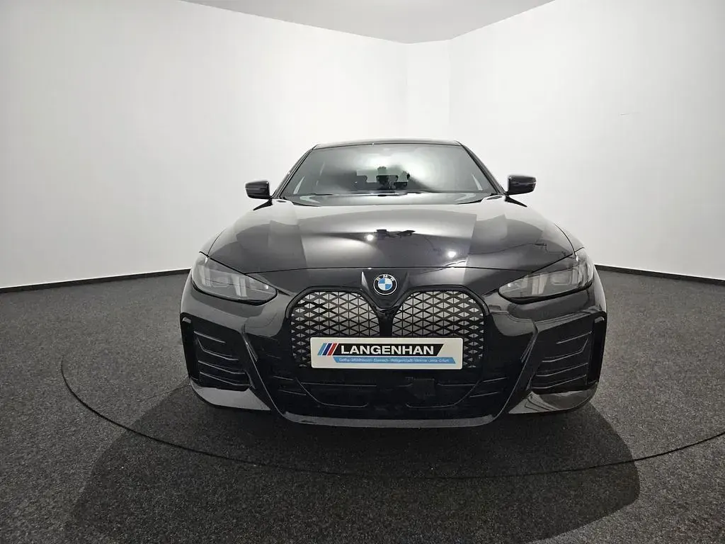 Neu BMW i4 M Sport 210 kW (286 PS) 2026 Schwarz Limousine