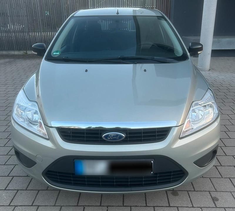 Gebraucht Ford Focus 100 PS (73 kW) 2009 Andere farben Kombi
