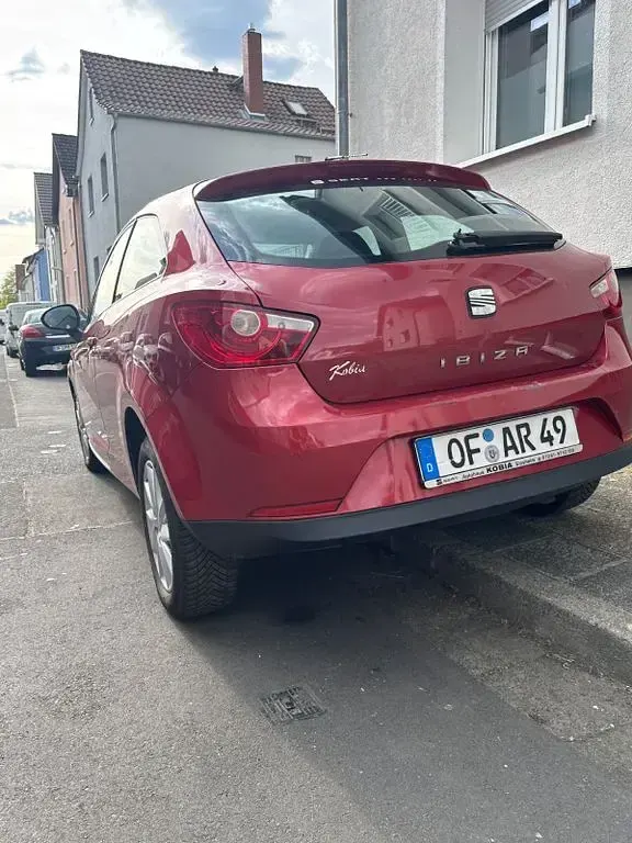 Gebraucht Seat Ibiza SC Reference 75 PS (55 kW) 2011 Rot Kleinwagen