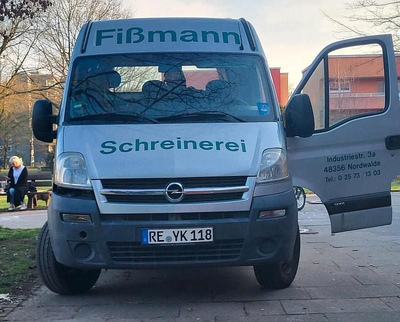 Gebraucht Opel Movano 145 PS (106 kW) 2007 Silber Limousine