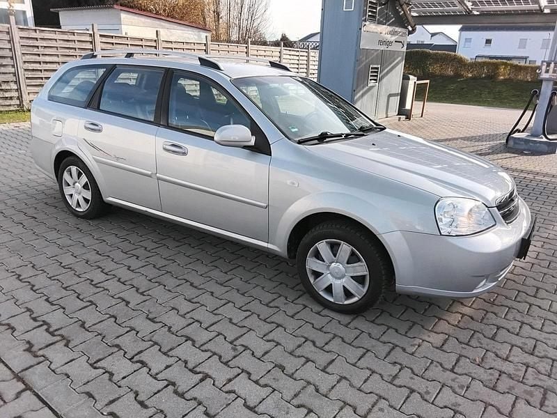 Gebraucht Chevrolet Nubira 110 PS (80 kW) 2010 Silber Kombi