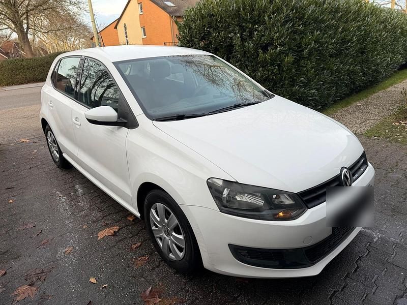 Weiß Gebraucht 2010 VW Polo Limousine | 3.200 € (Superpreis) - Bild 1/4