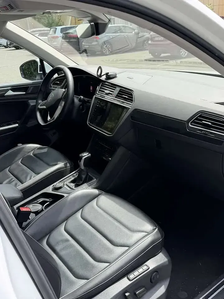 Gebraucht VW Tiguan Elegance 150 PS (110 kW) 2021 Weiß SUV