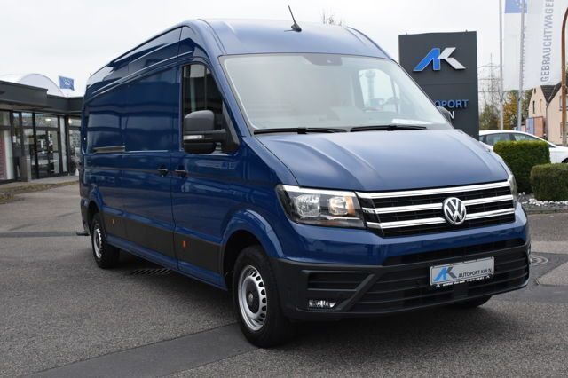 Blau Gebraucht 2022 VW Crafter Trendline Van | 29.890 € (Fairer Preis) - Bild 1/4