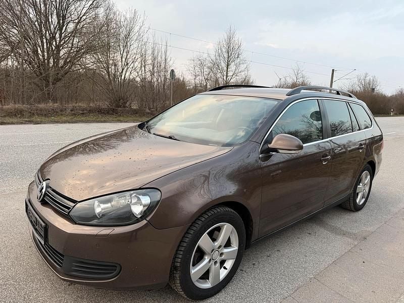 Gebraucht VW Golf VI 105 PS (77 kW) 2011 Braun Kleinwagen