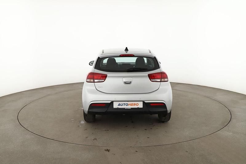 Gebraucht Kia Rio Vision 101 PS (74 kW) 2022 Grau Limousine