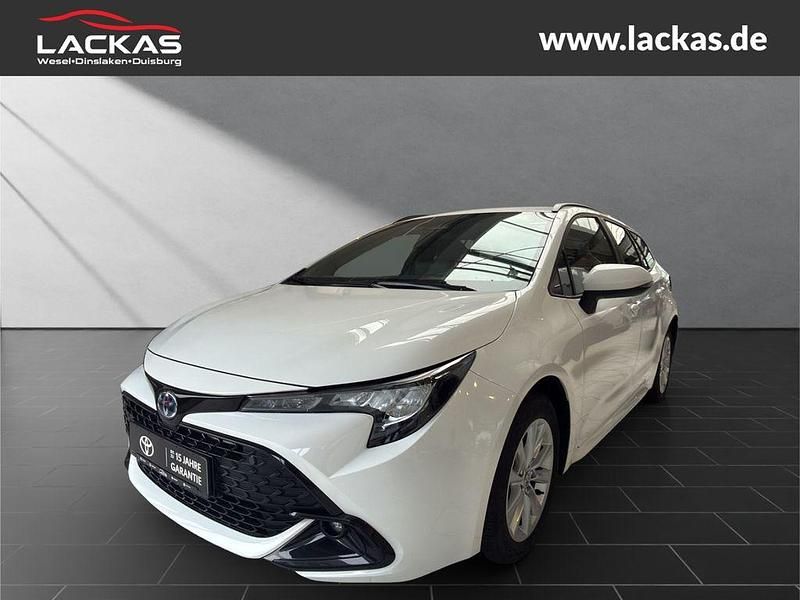 Weiss Gebraucht 2023 Toyota Corolla Business Edition Kombi | 25.450 € (Guter Preis) - Bild 1/4