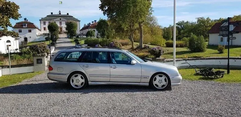 Gebraucht Mercedes E55 AMG AMG 354 PS (260 kW) 2001 Silber Limousine