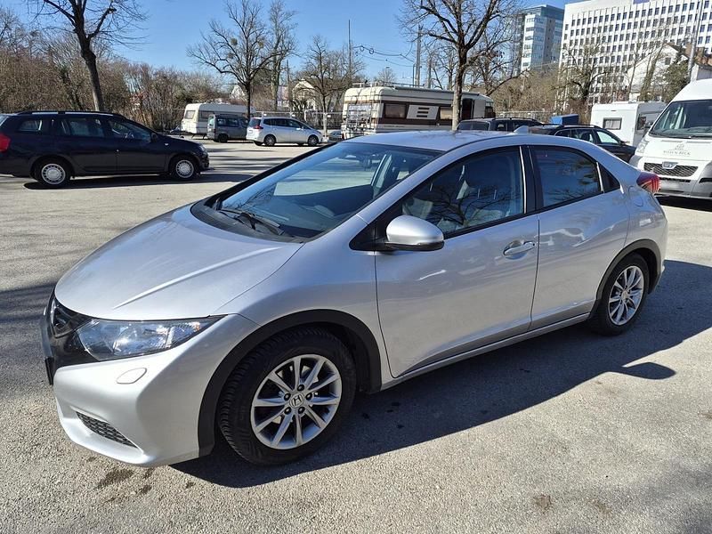 Gebraucht Honda Civic 99 PS (72 kW) 2015 Grau Limousine