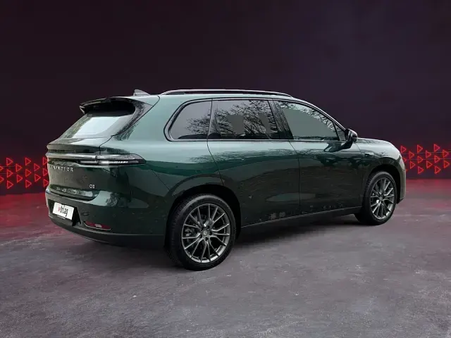 Neu Leapmotor C10 219 kW (299 PS) 2026 Grün SUV