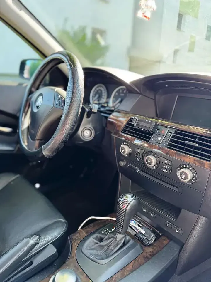 Gebraucht BMW 530 231 PS (169 kW) 2004 Schwarz Kombi
