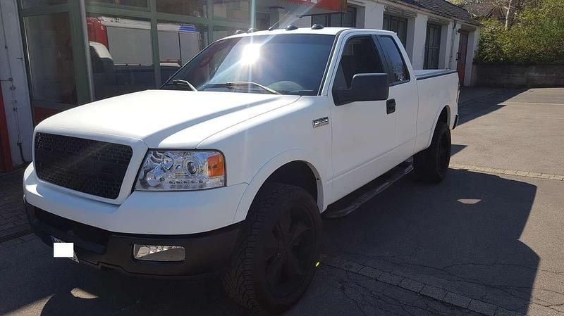 Weiß Gebraucht 2004 Ford F-150 Lariat Abholung | 12.500 € - Bild 1/4