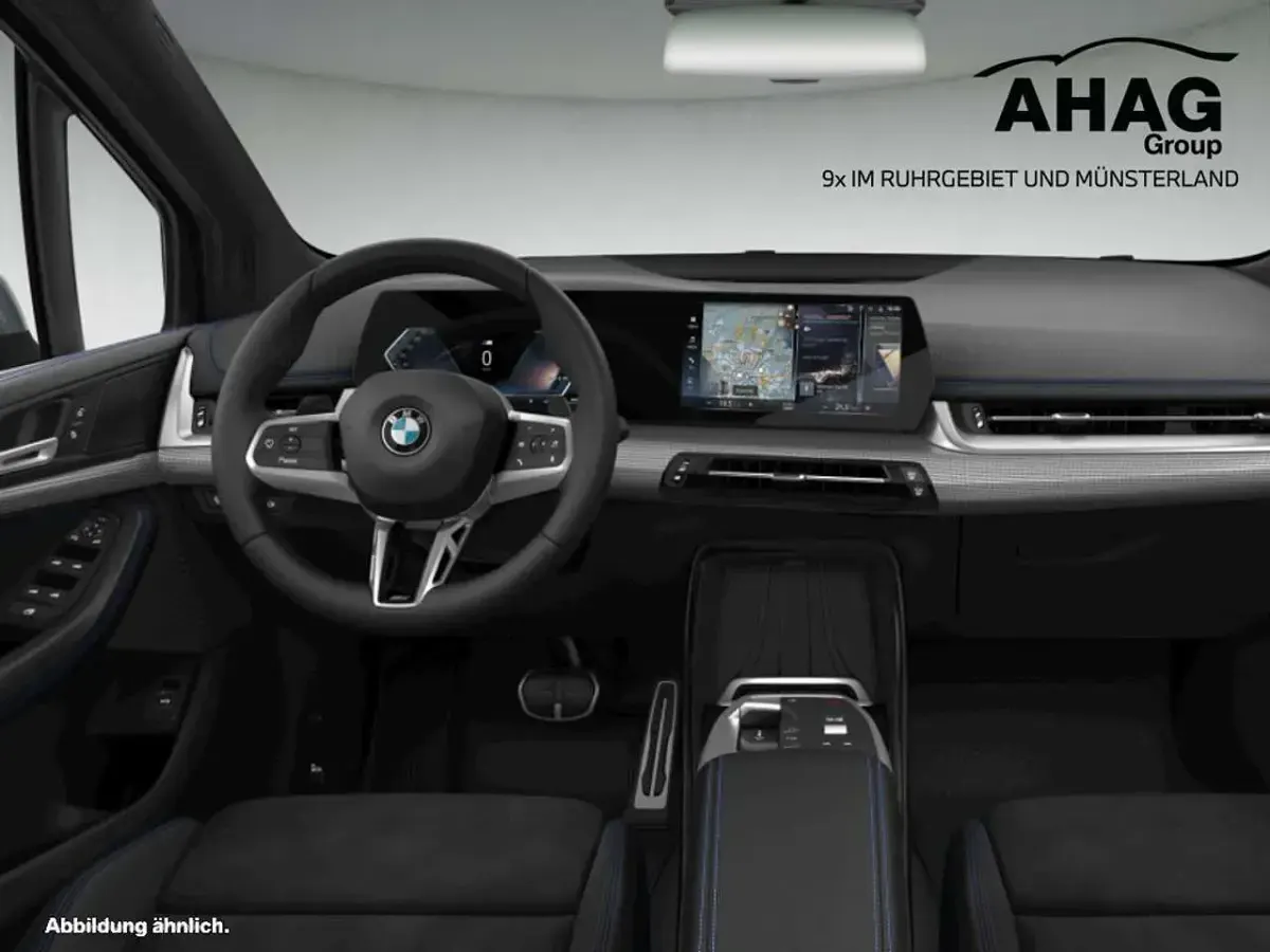 Gebraucht BMW 223 Active Tourer Efficient Dynamics 211 PS (155 kW) 2023 Skyscraper grau Van / Kleinbus