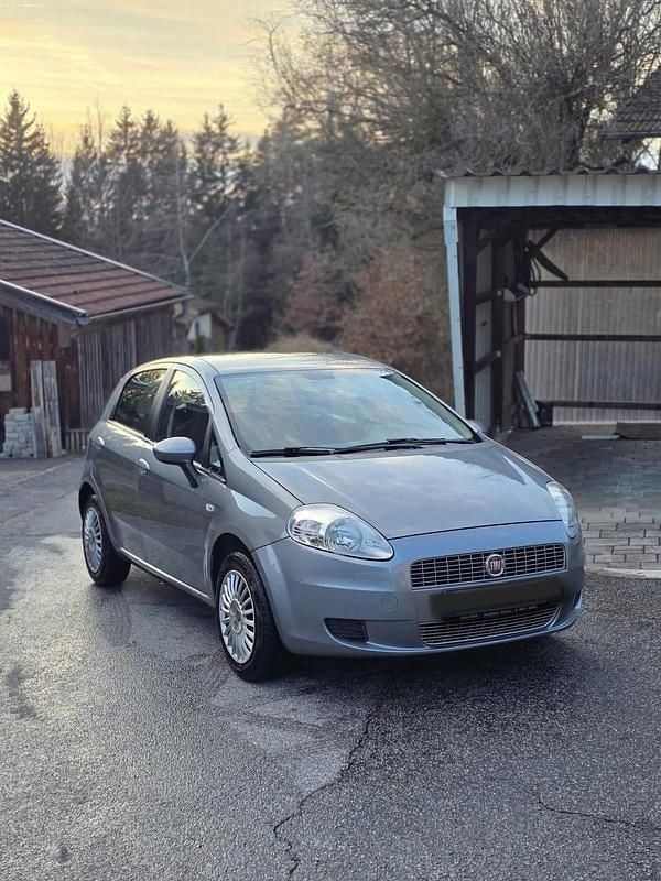 Gebraucht Fiat Punto 77 PS (56 kW) 2008 Blau Kleinwagen