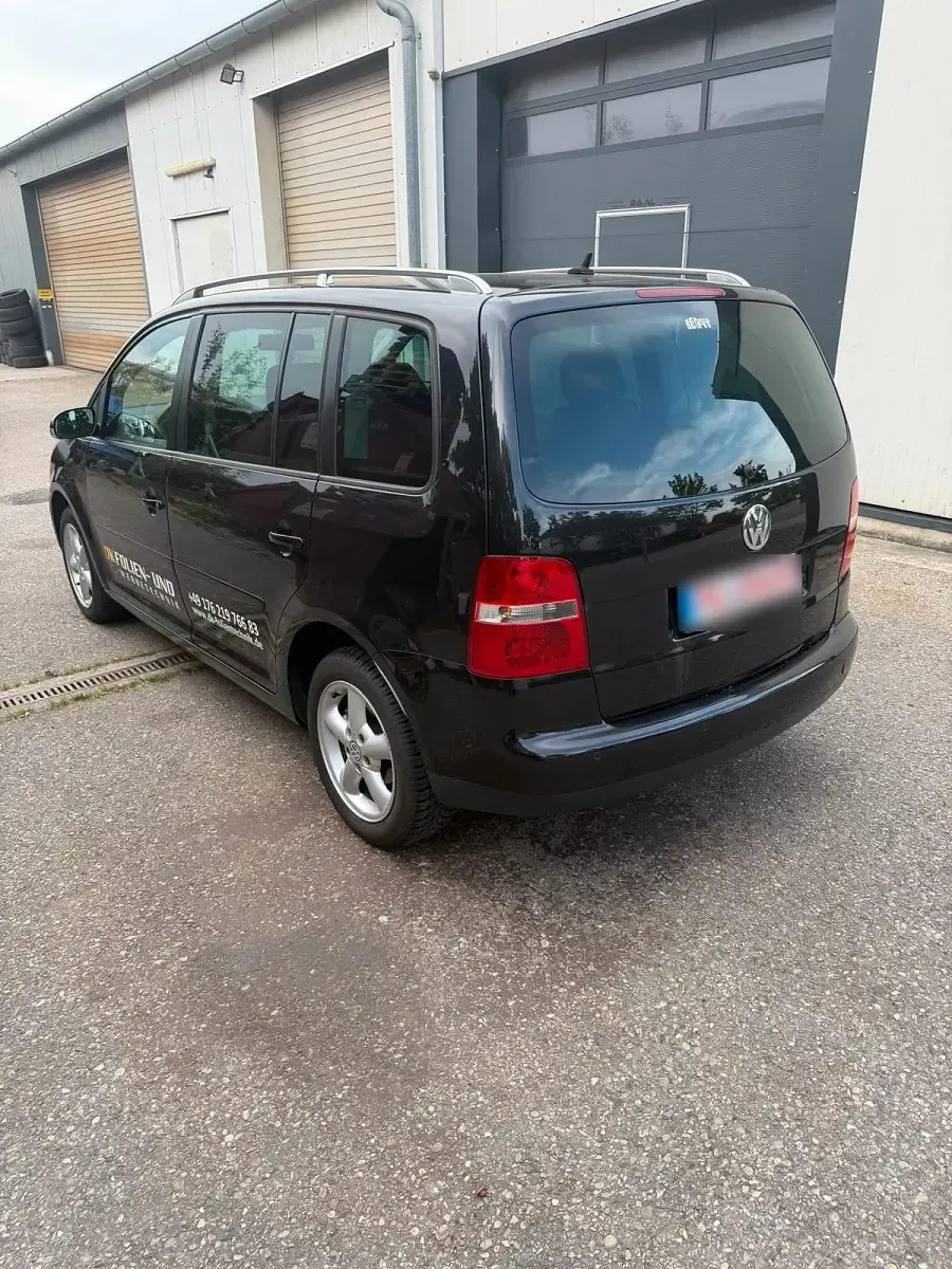 Gebraucht VW Touran 140 PS (102 kW) 2006 Schwarz Van / Kleinbus