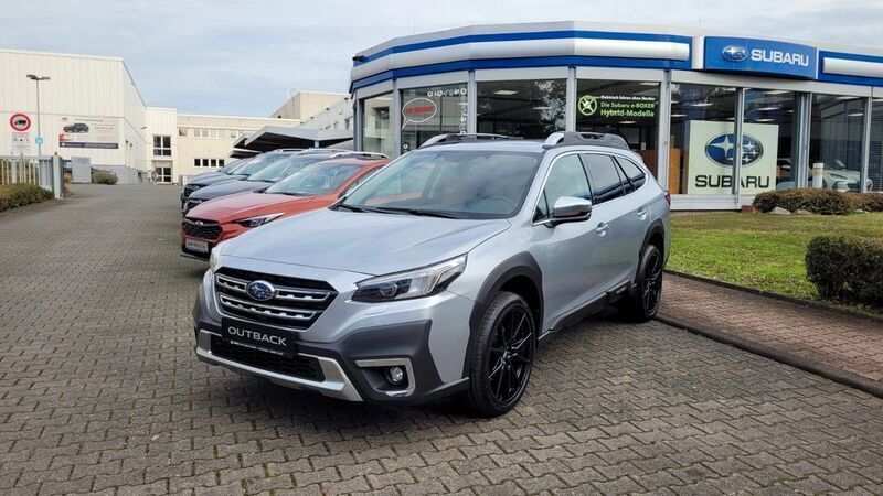 Ice silver Neu 2025 Subaru Outback Platinum SUV | 48.990 € (Etwas zu teuer) - Bild 1/4