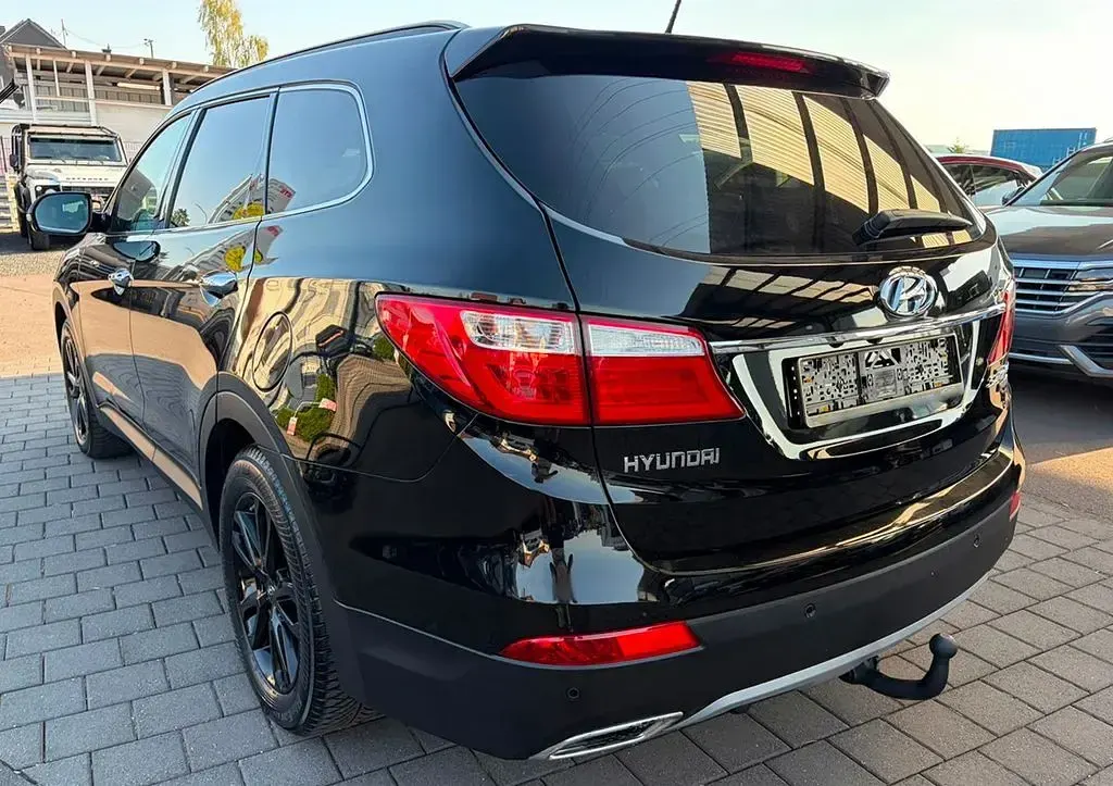Gebraucht Hyundai Grand Santa Fe Premium 197 PS (144 kW) 2015 Schwarz SUV