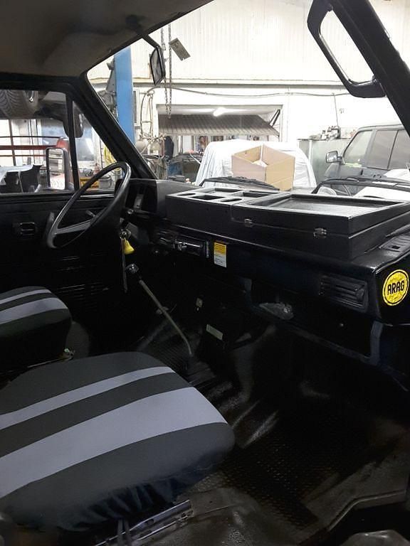 Gebraucht VW T3 57 PS (41 kW) 1987 Schwarz Van