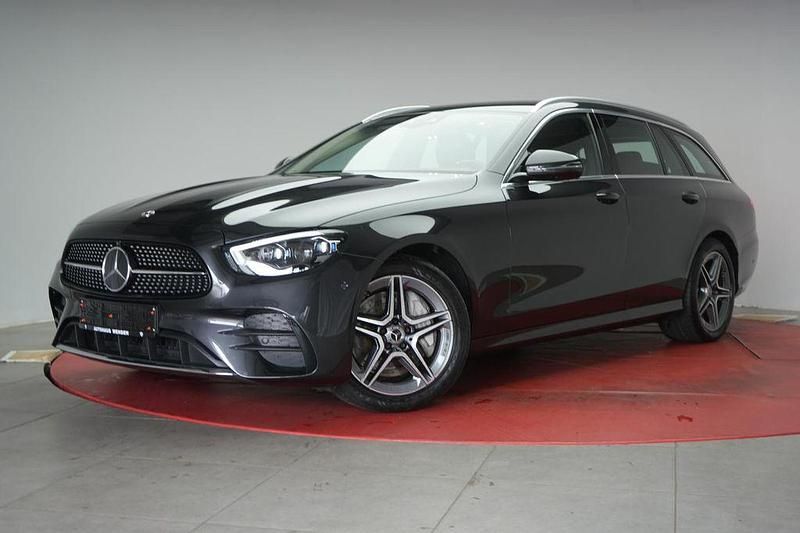 Gebraucht Mercedes E300 AMG 194 PS (142 kW) 2023 Grau Limousine