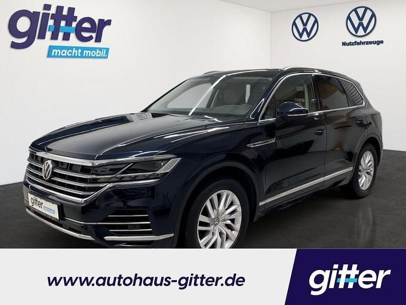 Gebraucht VW Touareg Atmosphere 286 PS (210 kW) 2019 Moonlight blue perleffekt SUV