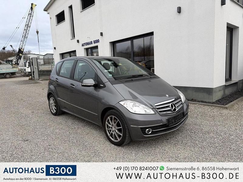 Gebraucht Mercedes A160 95 PS (69 kW) 2011 Grau Limousine